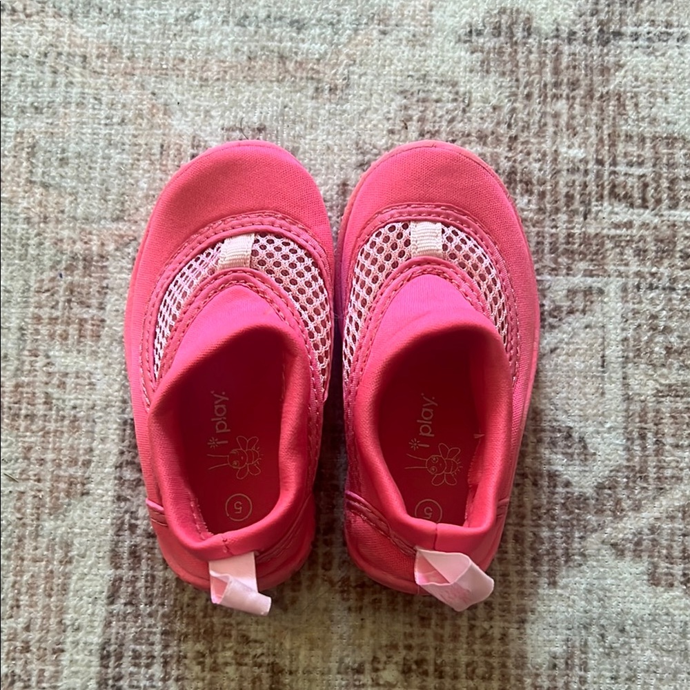 i play. Pink Water Shoes with Breathable Mesh